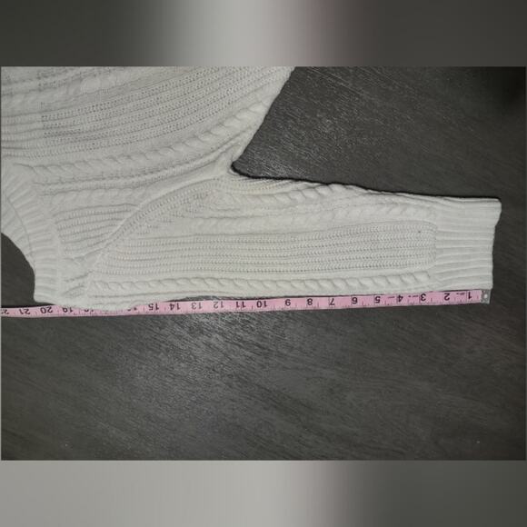 New York and Company Cream Cable Knit Sweater Size Medium - Picture 6 of 14